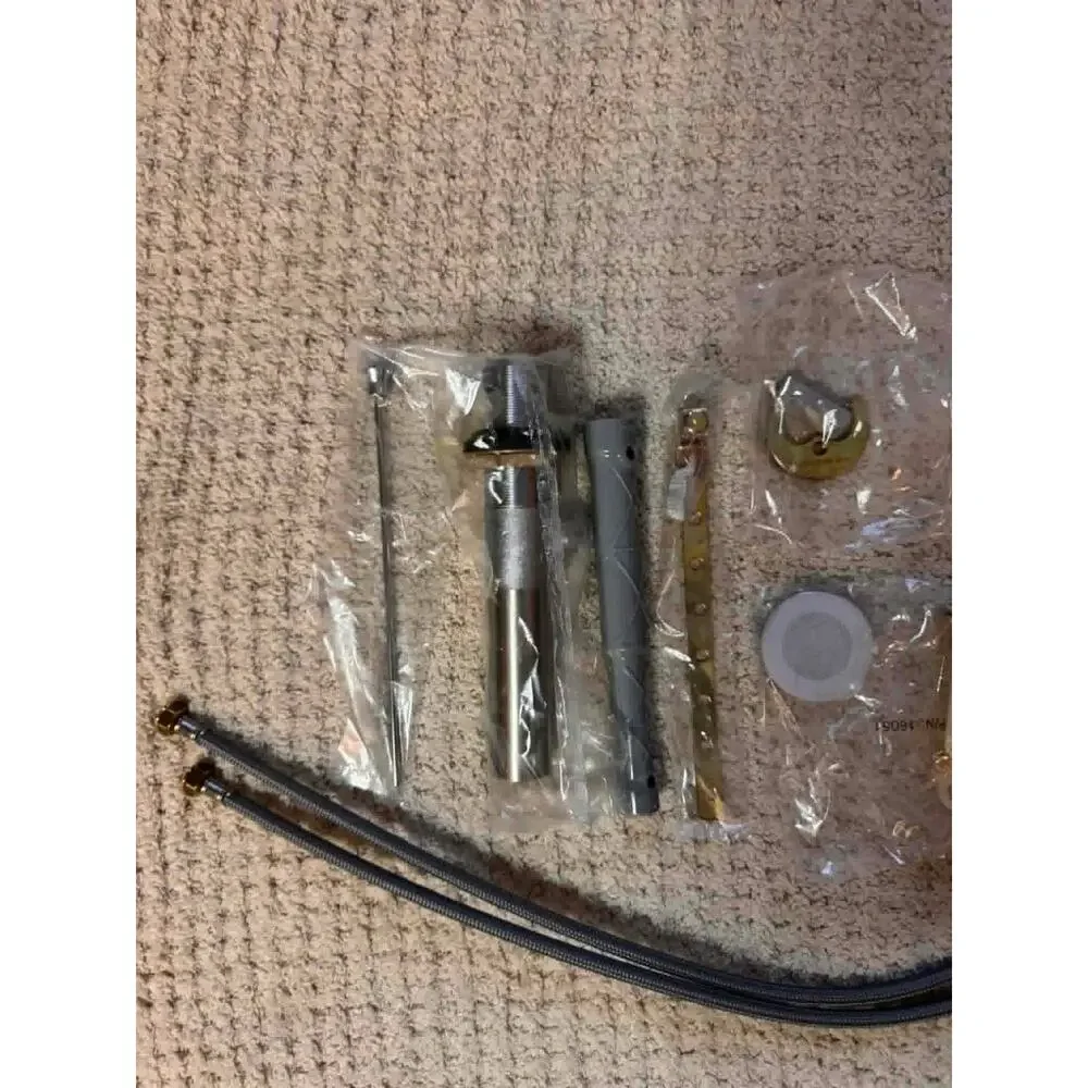 Moen L45711 Chateau Chrome 1 Handle Bathroom Faucet w Drain Open Box